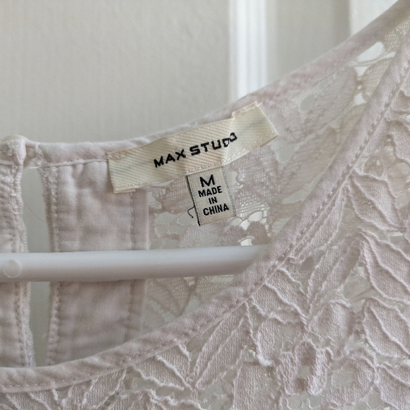 Max Studio sleeveless top Sz M boho lace - Picture 4 of 5